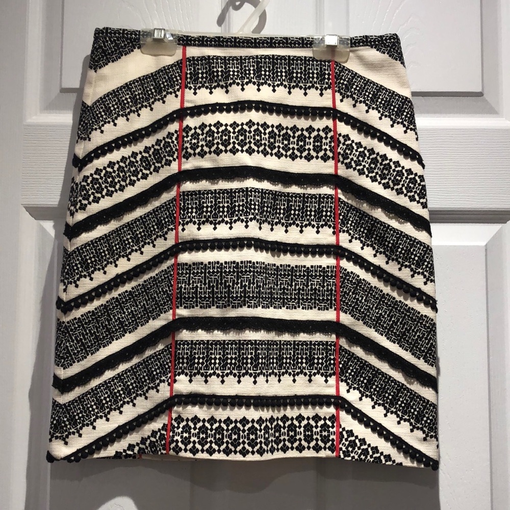 Tabitha | EUC Lace Mini Skirt